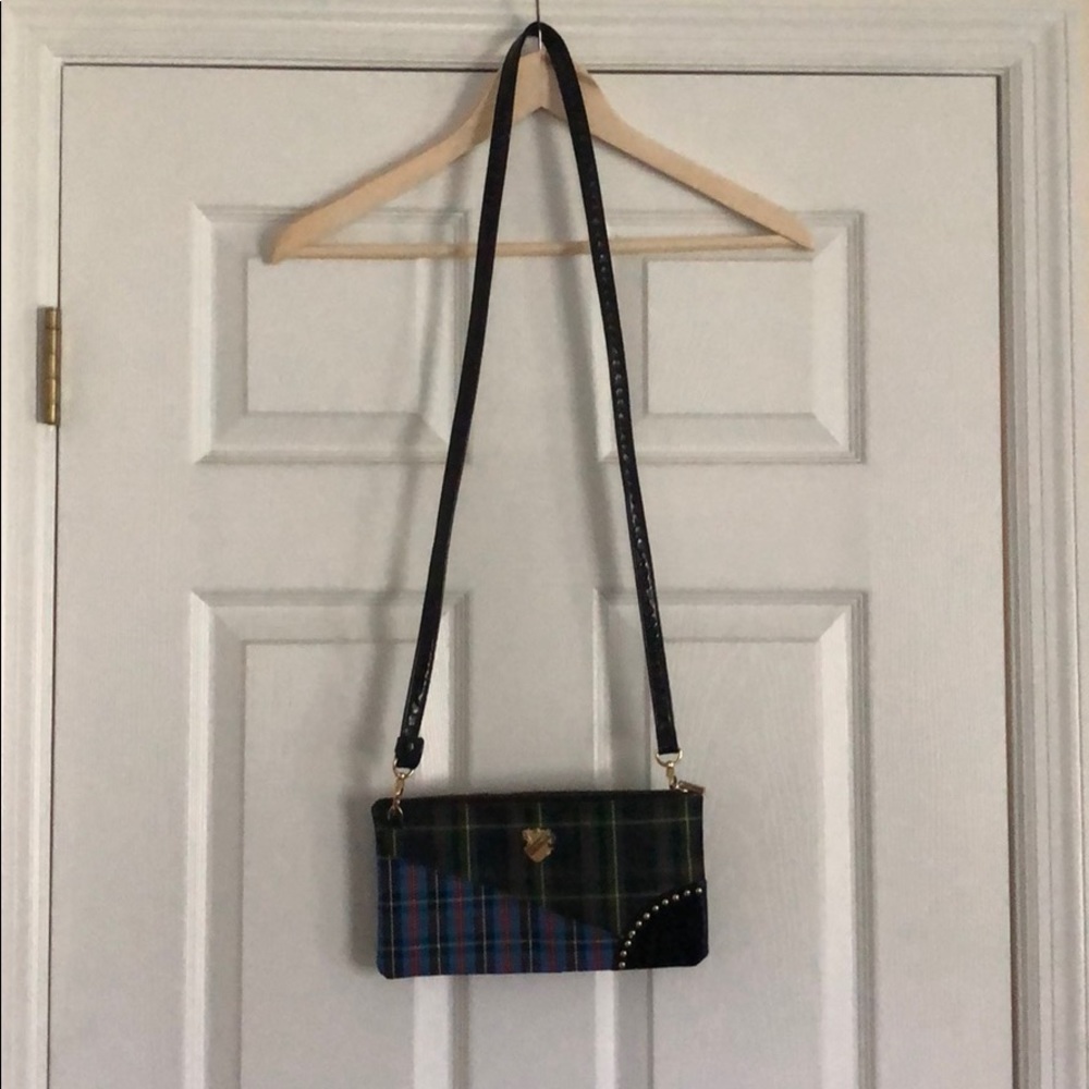 Mac Cosmetic Crossbody with strap